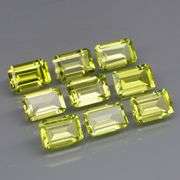 Vibrant 5.54ct Peridot set