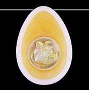 Cameo style 200ct Mother of Pearl pendant