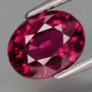 Simply lovely 2.63ct violet pink Rhodolite Garnet