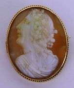 Beautiful Early 14K Carved Shell Cameo Brooch