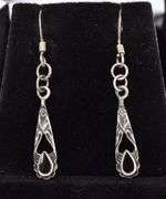 Lovely 925 Black Onyx Gemstone Dangle Earrings