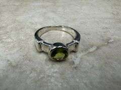 Sterling Silver Natural Gemstone Perdiot Ring Size 10