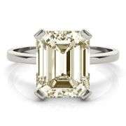 Sparkling 2.5 Ct Vvs1 Simulated Golden Amber Diamond Ring