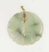 14K Yellow Gold Jadeite Pisces Astrology Sign Medallion Pendant