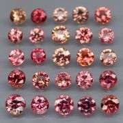 Fantastic 2.78ct round cut Sapphire set