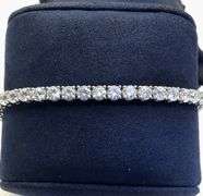 LOVELY 14K WHITE GOLD LAB GROWN DIAMOND TENNIS BRACELET