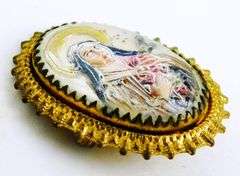 Early Handpainted Lourdes under Bubble Glass Pin
