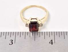 Fantastic 14K Yellow Gold Ring with Red Garnet and Diamond Gemstones