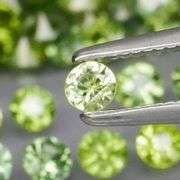 Heated only! 3.16ct round cut Australian Sapphire set