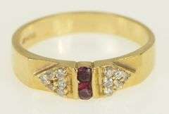 14K Yellow Gold Ruby Diamond Vintage Wedding Band Ring