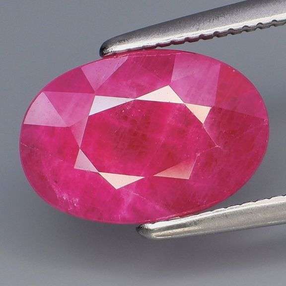 Heated only! 2.44ct top red pink Ruby