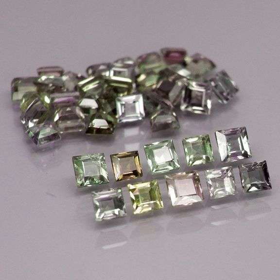 Fancy color 4.97ct UNHEATED VS Sapphire set