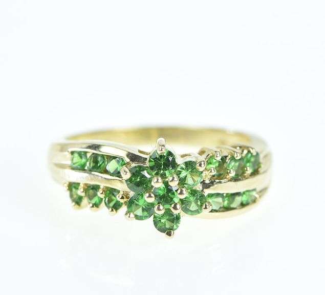 10K Yellow Gold Chrome Diopside Flower Cluster Vintage Ring
