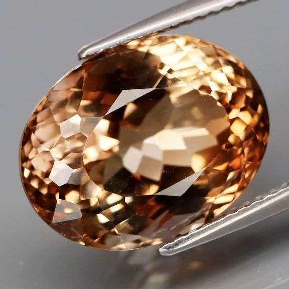Brilliant! 12.12ct champagne Imperial Topaz