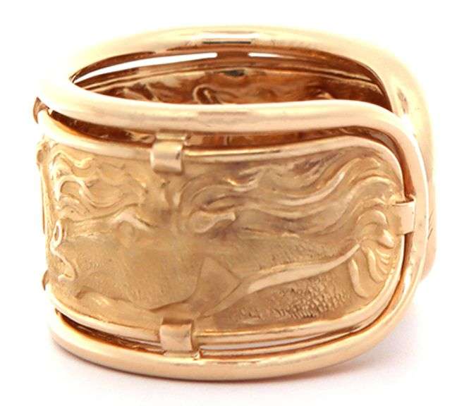 Carrera y Carrera Ecuestre Horse Open Band Ring in 18K