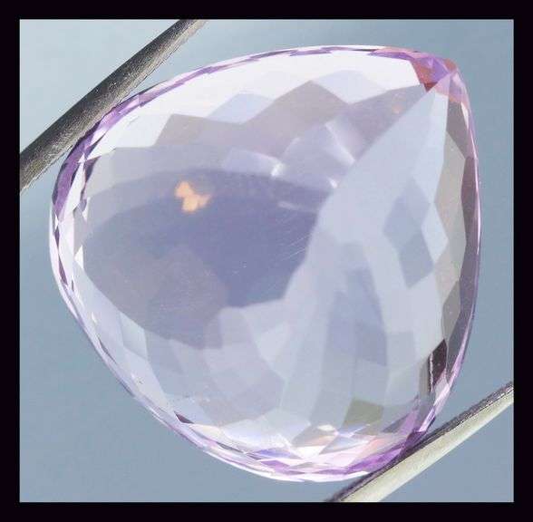 Striking 29.59ct pinkish violet Amethyst