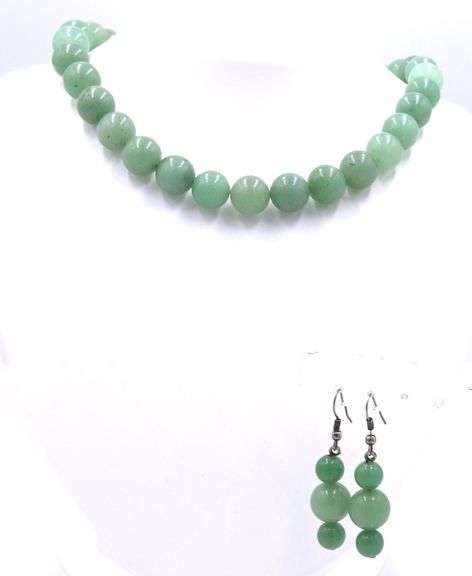 Green Jade beads necklace with matching dangle earrings
