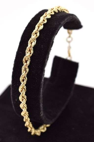 Charming 14K Yellow Gold Rope Chain Bracelet