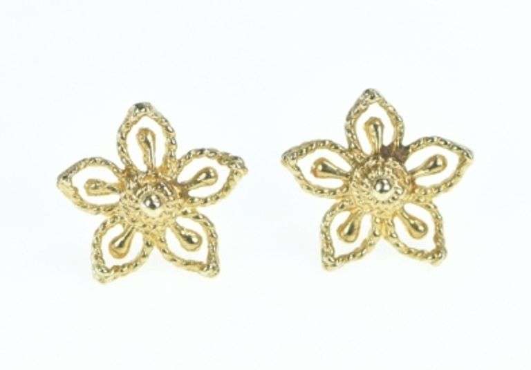 14K Yellow Gold Filigree Flower Vintage Fashion Stud Earrings