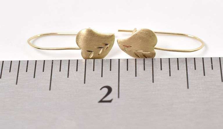 Beautiful 14K Yellow Gold Heart Dangle Earrings