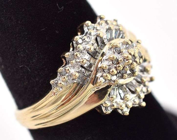 Sparkling 10K Yellow Gold Diamond Ring
