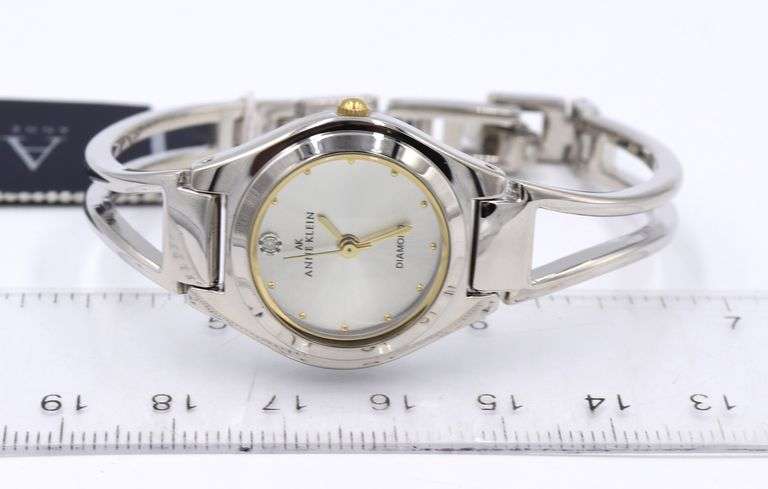 Group lot of 2 ladies watches