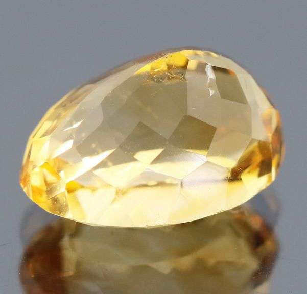 Glittering 7.55ct golden Citrine