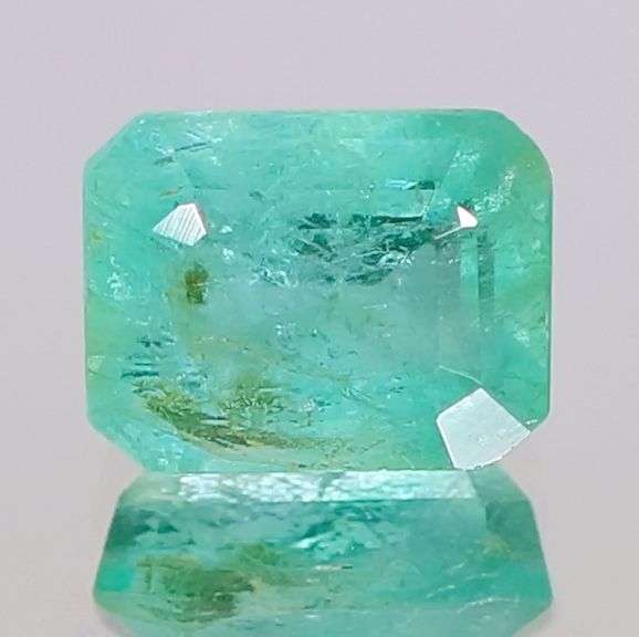 Fantastic color! 1.31ct vibrant green Colombian Emerald