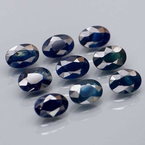Heated Only! 4.61ct midnight blue Sapphire set