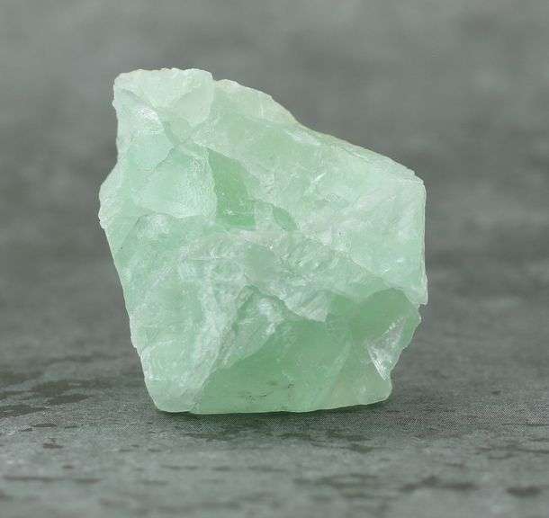Glowing 122.49ct natural rough Flourite