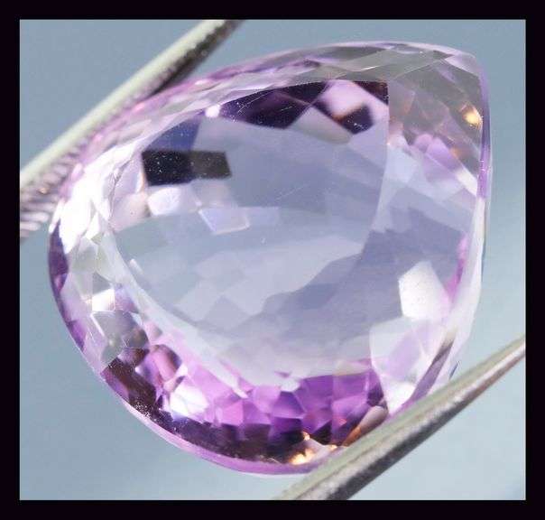 Striking 29.59ct pinkish violet Amethyst