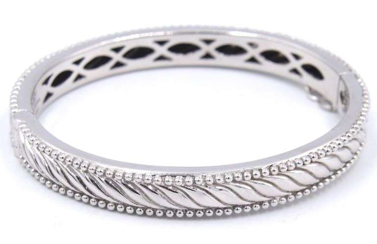 925 Sterling silver Judith Ripka signed bangle