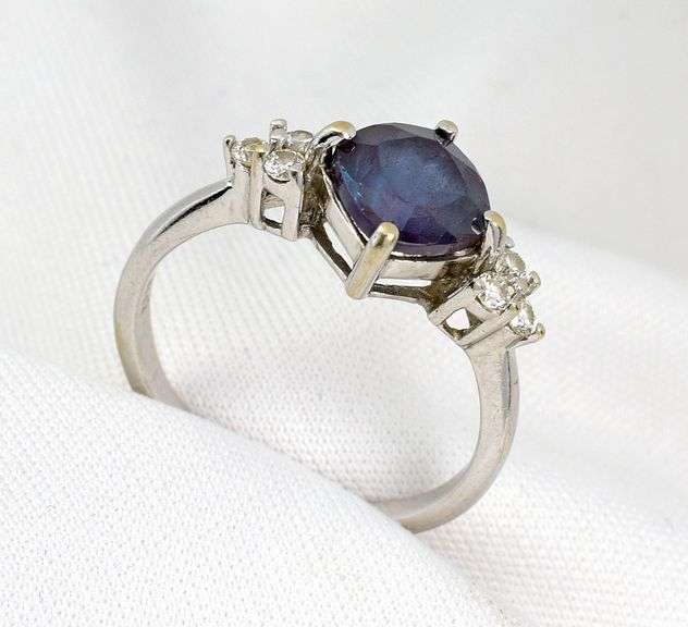 Feminine 14K WG Color Change Sapphire Ring