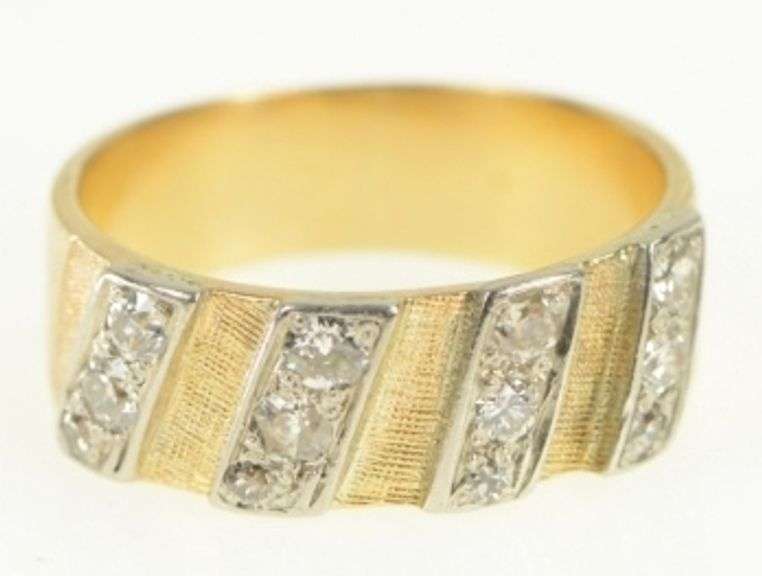 14K Yellow Gold 1950's Diamond Striped Vintage Band Ring