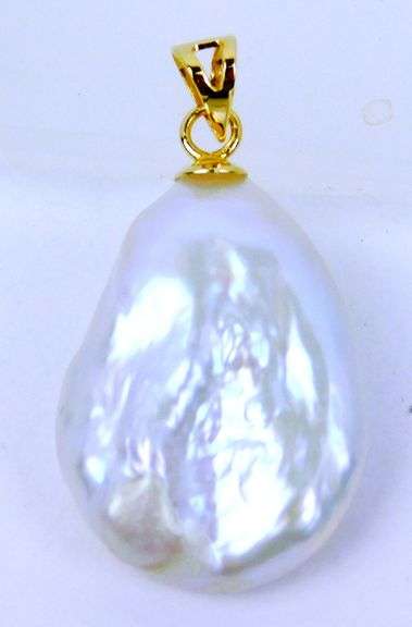 Large Tear Drop Baroque Pearl Pendant