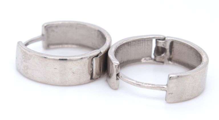 3 Pairs of 14kt white gold small hoop earrings