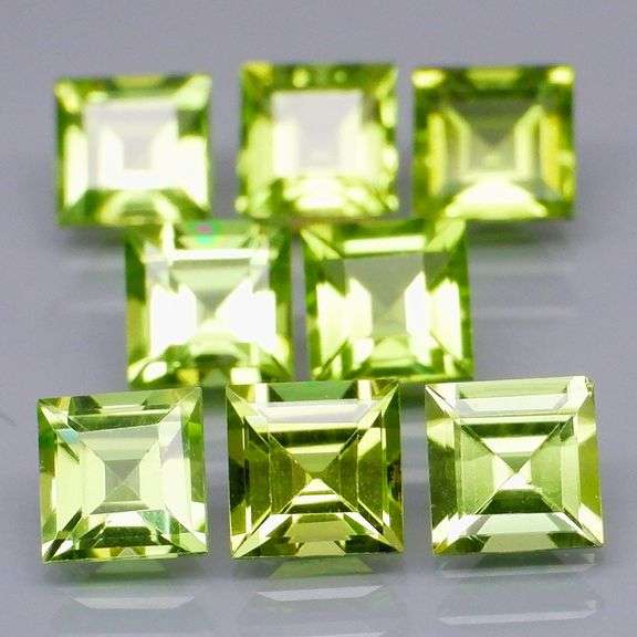 Princess cut unheated! 5.50ct Peridot set
