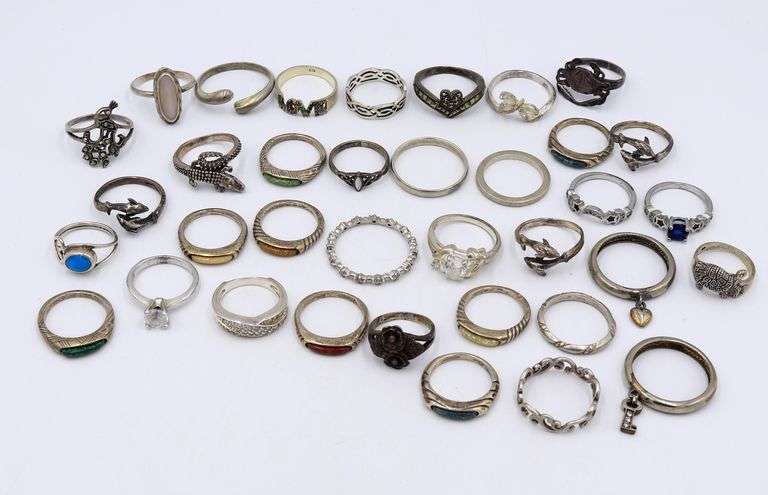 Group lot of Vintage 925 sterling silver rings