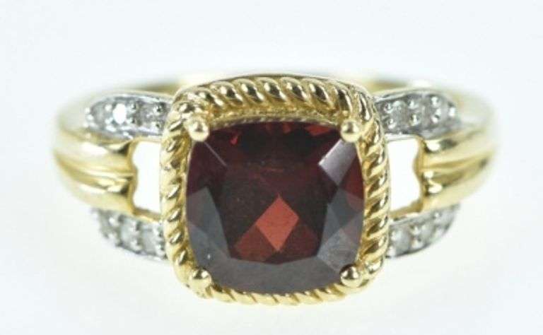 14K Yellow Gold Cushion Garnet Diamond Accent Ring