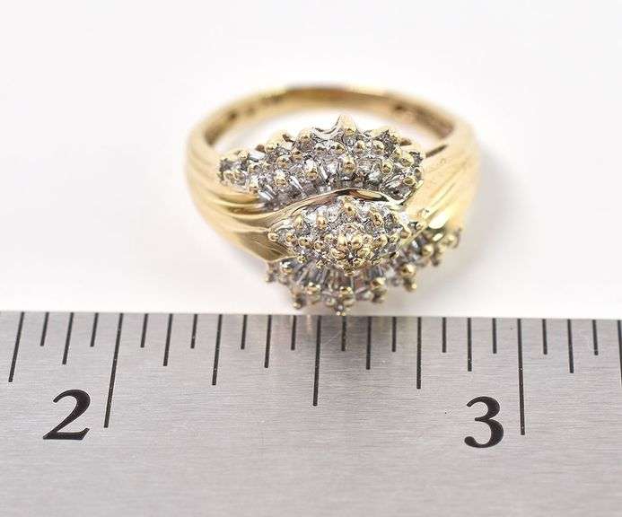Sparkling 10K Yellow Gold Diamond Ring