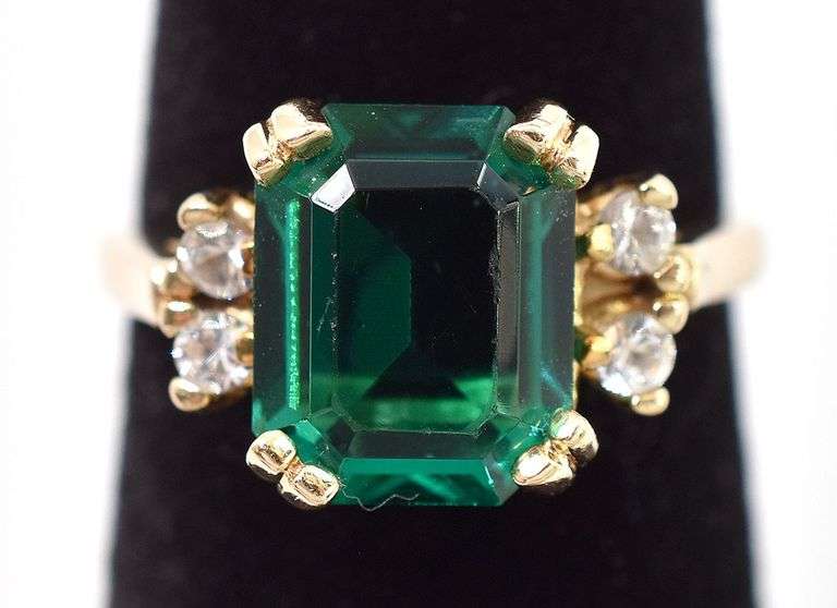 Gorgeous 14K Yellow Gold Emerald and Diamond Ring