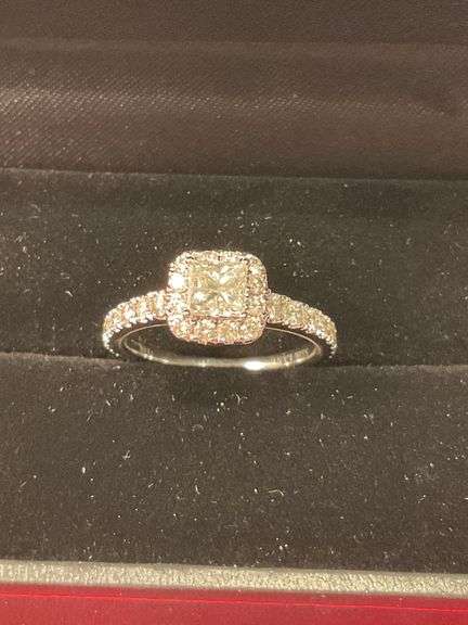 LADIES CERTIFIED NEW NEIL LANE 14K WHITE GOLD DIAMOND ENGAGEMENT RING