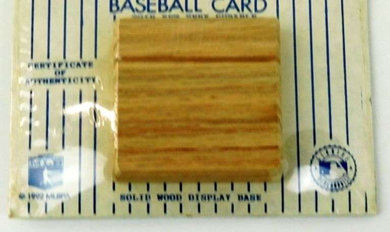 Mickey Mantle World's Thinnest Porcelain Baseball Card
