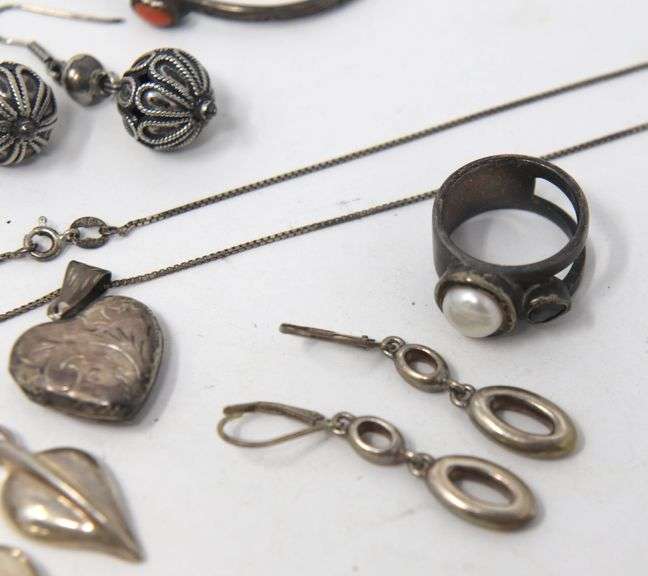 Vintage Sterling Silver Lot of Jewelry
