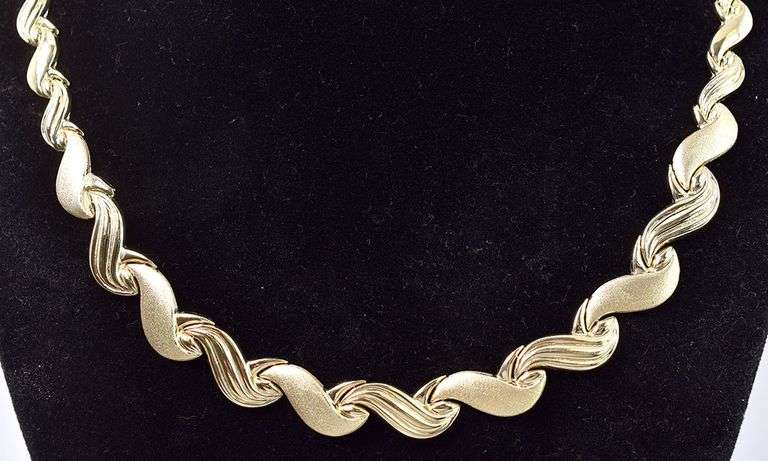 Interesting 14K Yellow Gold Fancy Link Necklace