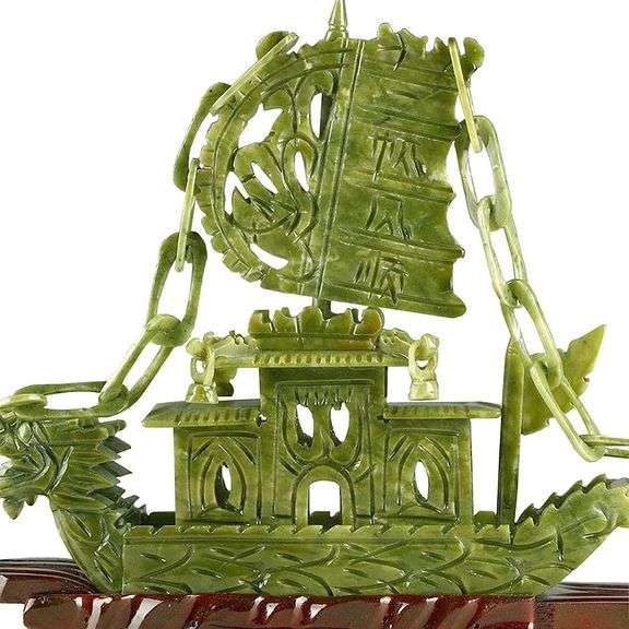 Natural Green Jade Fengshui Dragon Boat Statue