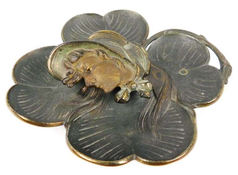 Antique Lady & 4 Leaf Clover Inkwell
