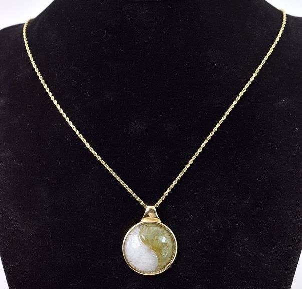 Elegant 14K Yellow Gold Ying Yang Pendant Necklace
