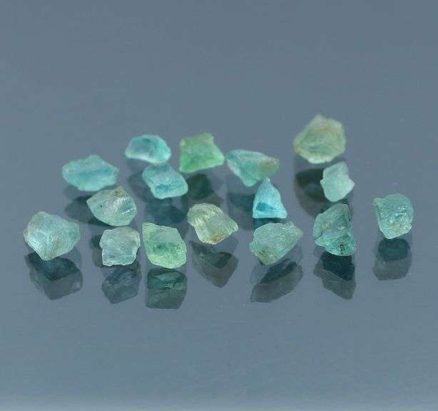 Collectable 9.77ct untreated raw Apatite set