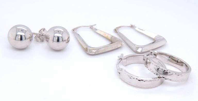3 Pairs of 14kt white gold earrings